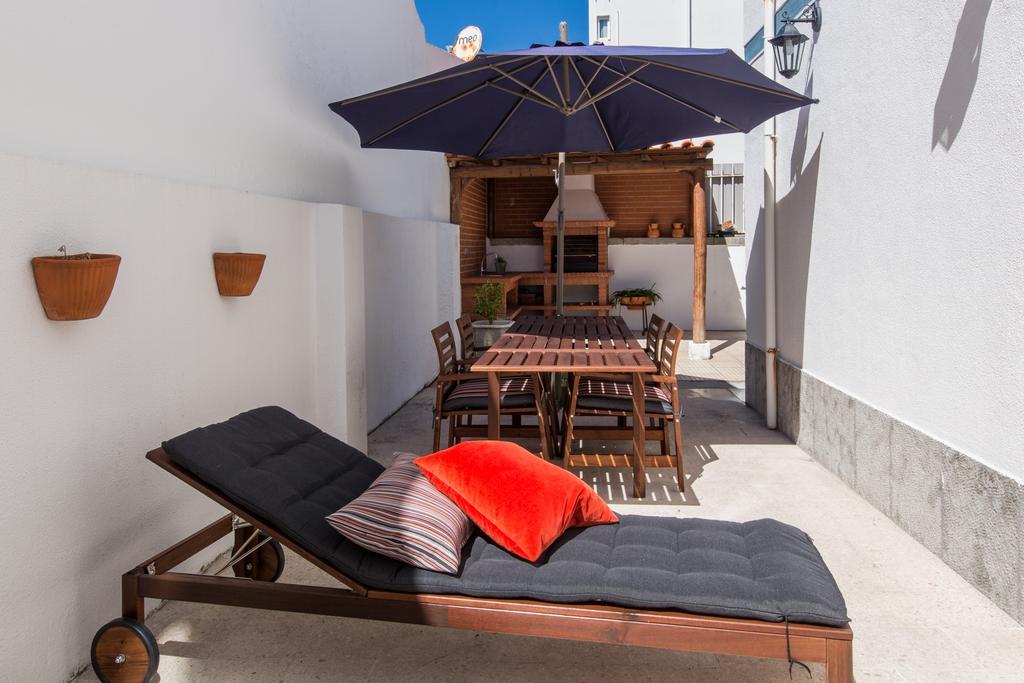 "Homeysuite" In Estoril Beach Apartment Buitenkant foto